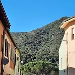 Domu Asquer 5 Casa de Férias *